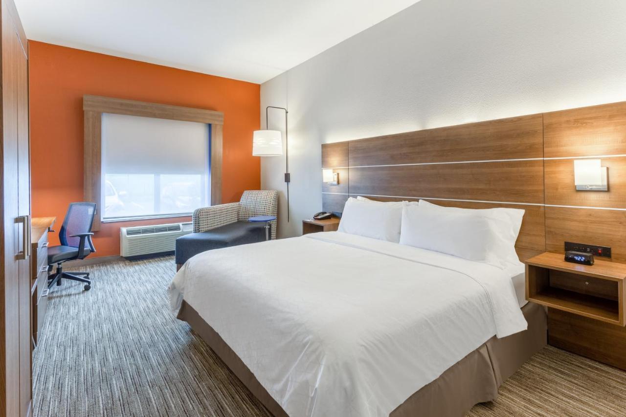 Holiday Inn Express & Suites O'Fallon-Shiloh By Ihg Room photo
